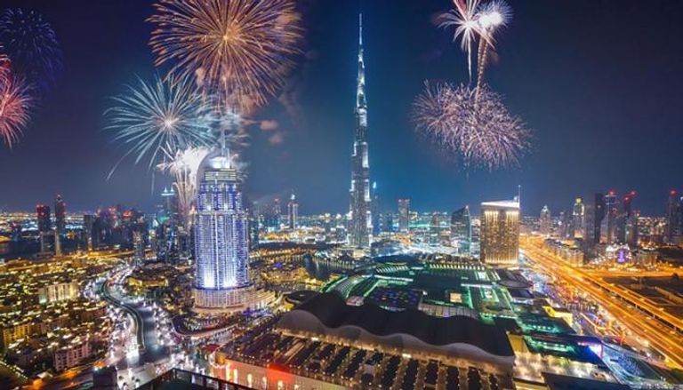 عام واعد للعاملين في الإمارات ... دراسة لكوبر فيتش تكشف الرواتب المتوقعة لكل وظيفة